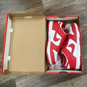 Nike Dunk Low SP university red / St. John's 2020 release (red & white)
